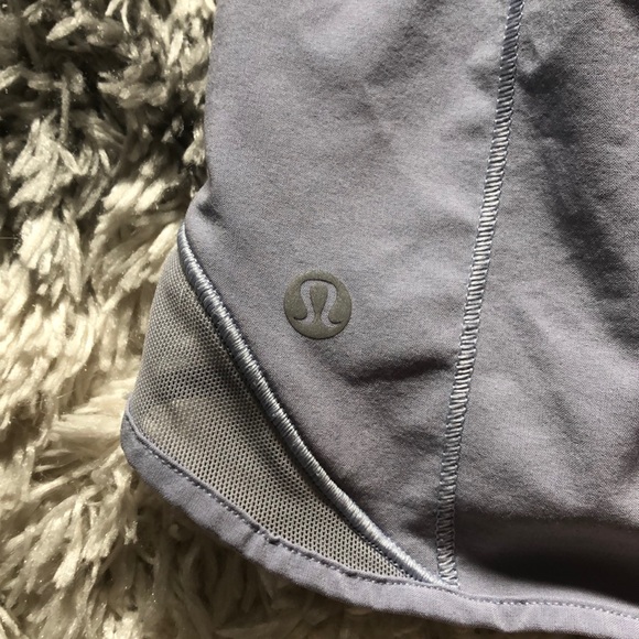 Lulu lemon shorts - Picture 3 of 4